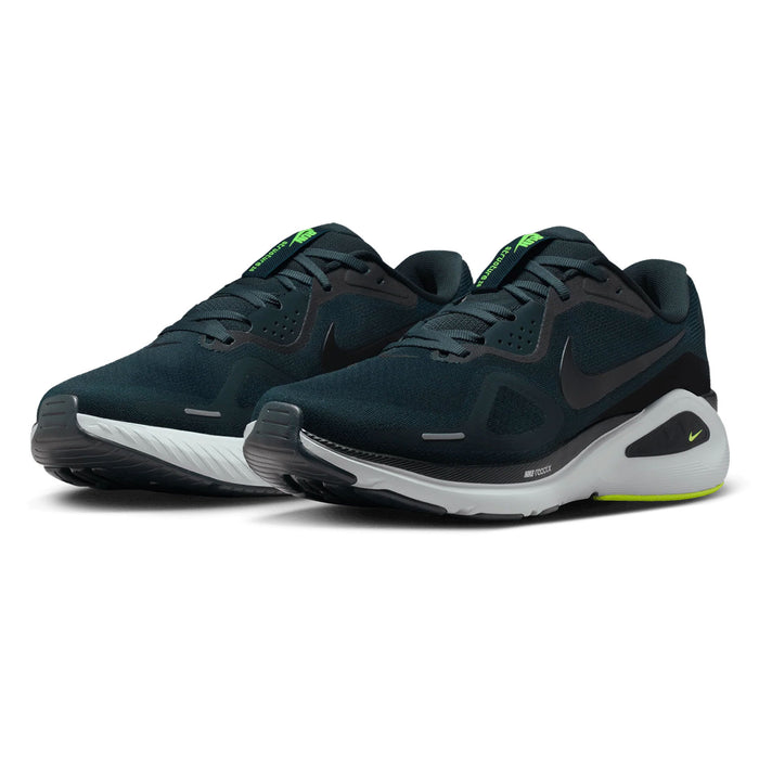 Mens Nike Structure 26