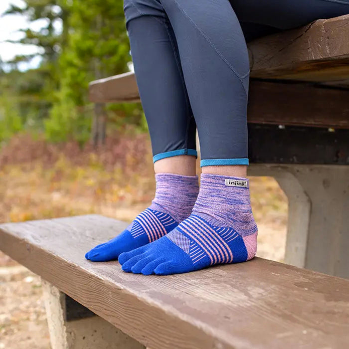 Womens Injinji Trail Midweight Mini-Crew Socks
