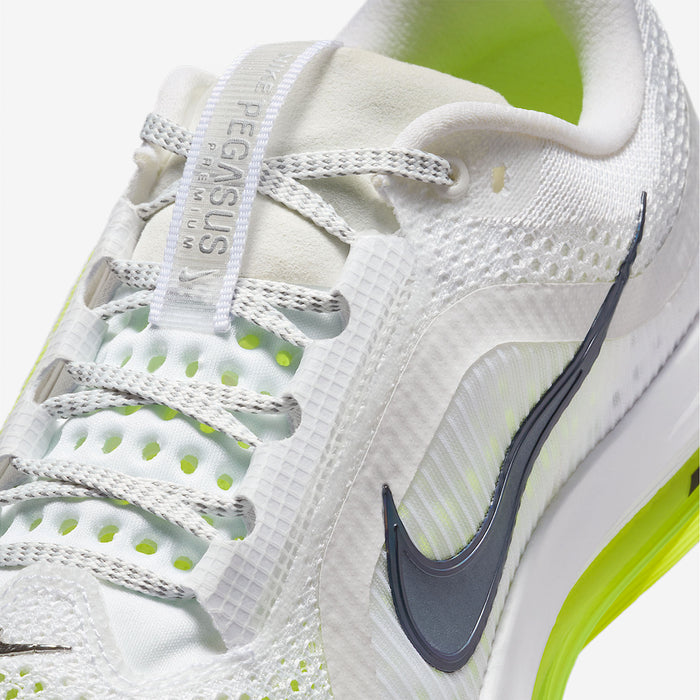 Womens Nike Pegasus Premium